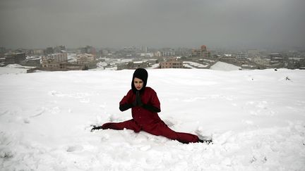 la situation des Afghanes s’est légèrement améliorée, mais la violence envers les femmes reste un véritable fléau. Malgré la loi signée en 2009, visant à punir les mariages précoces, le viol et la traite des femmes, il reste beaucoup à faire. Seules 17% des peines sont appliquées, selon l’ONU. (Massoud Hossaini/Reuters)