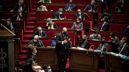 Eric Dupond-Moretti, le ministre de la Justice parle devant les députés à l'Assemblée nationale, le 9 mars 2021. (ARTHUR NICHOLAS ORCHARD / HANS LUCAS)