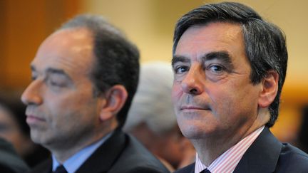 L'ancien Premier ministre, Fran&ccedil;ois Fillon, au c&ocirc;t&eacute; de l'actuel patron de l'UMP, Jean-Fran&ccedil;ois Cop&eacute;, le 26 mai 2012 &agrave; Paris. (WITT / SIPA)