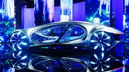 Une voiture du futur imaginée par Mercedez-Benz au salon de Shanghai (Chine), le 19 avril 2021. (BARCROFT MEDIA / BARCROFT MEDIA via GETTYIMAGES)