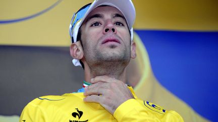  (Après l'abandon de Froome, Nibali, toujours en jaune, aune carte à jouer © MAXPPP)