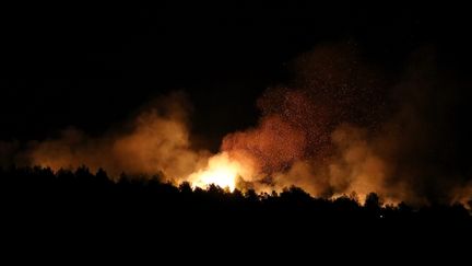 L'incendie qui a dévasté le massif des Maures, dans le Var, ici à Gonfaron, le 17 août 2021. (MAXPPP)
