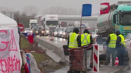 Société : les Gilets jaunes du rond-point de Roppenheim, quatre ans après (FRANCE 3)