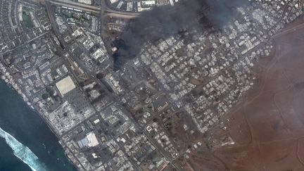 La ville de Lahaina, sur l'île de Maui, dans l'archipel d'Hawaï, détruite par des incendies qui ont démarré le 8 août 2023. (MAXAR)