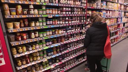 Pouvoir d'achat : faut-il faire confiance aux comparateurs de prix de la grande distribution ? (France 2)