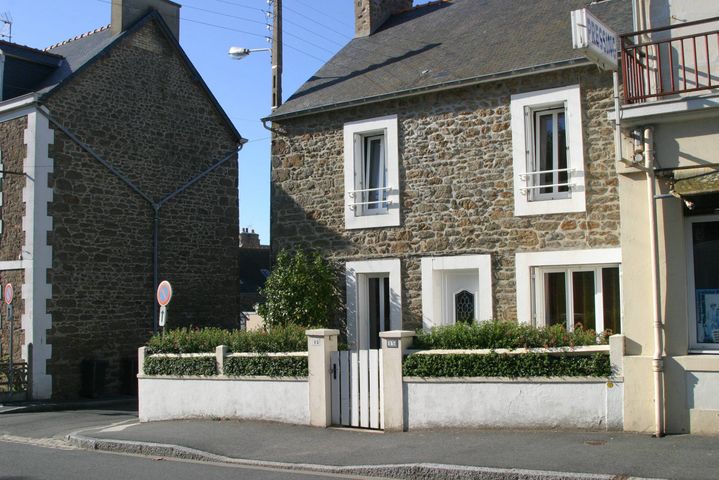 La maison de Laurence dans le quartier de Rochebonne &agrave; Saint-Malo (Ille-et-Vilaine), le 23 ao&ucirc;t 2010. (MAXPPP)