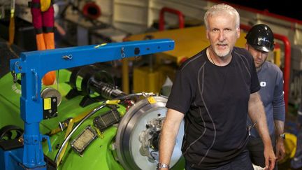 James Cameron et son Deepsea  Challenger à bord duquel il avait plongé dans la Fosse Marianne en 2012.
 (Mark Thiessen/AP/SIPA)