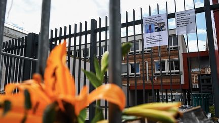 Le collège de Lisieux où le principal, Stéphane Vitel, a été retrouvé mort le 11 août 2023. (MARTIN ROCHE / OUEST-FRANCE / MAXPPP)