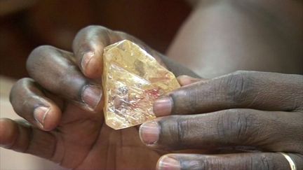 La Sierra Leone veut vendre son diamant de 709 carats en Belgique