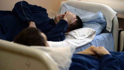 Des patients dans un hôpital psychiatrique. (VASILY MAXIMOV / AFP)