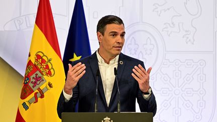 Le Premier ministre espagnol Pedro Sanchez, en conférence de presse à Madrid (Espagne), le 29 juillet 2022. (JAVIER SORIANO / AFP)