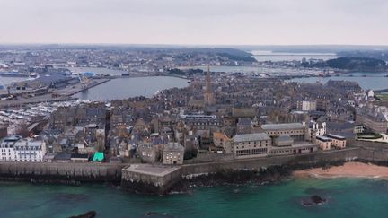 La justice a confirmé les mesures prises par la ville de Saint-Malo pour encadrer les locations touristiques. (France 2)