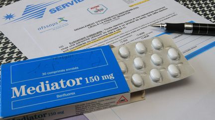 Prescrit pendant plus de 30 ans à cinq millions de personnes en France, le Mediator, est tenu pour responsable de centaines de morts (JEAN FRANCOIS FREY / MAXPPP)