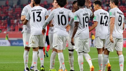 Les joueurs du Bayern Munich lors de la demi finale du Mondial des clubs face à Al-Ahly Le Caire, le 8 février 2021.  (KARIM JAAFAR / AFP)