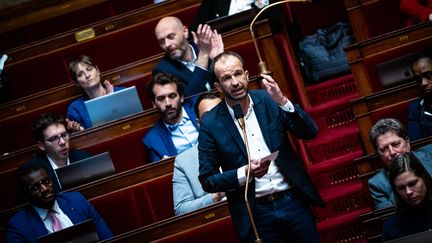 Le coordinateur des insoumis Manuel Bompard a annoncé mardi vouloir attaquer au conseil d'État l'interdiction de l'abaya à l'école.Photo d'illustration. (AMAURY CORNU / HANS LUCAS / VIA AFP)