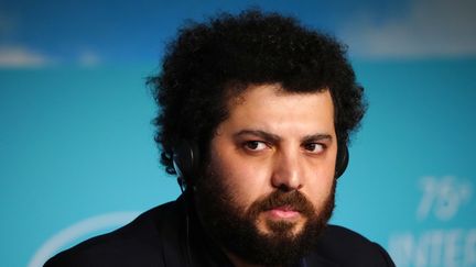 Le réalisateur iranien Saeed Roustaee au Festival de Cannes, en mai 2022. (CLEMENS BILAN / MAXPPP)