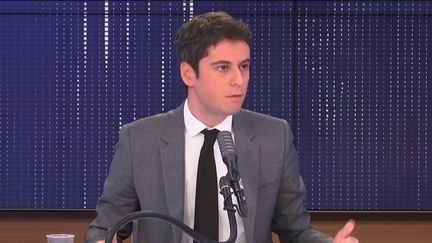 Gabriel Attal, porte-parole du gouvernement, invité de franceinfo vendredi 15 janvier 2021.
 (FRANCEINFO / RADIO FRANCE)