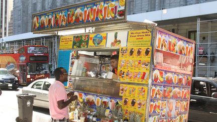  (Vendeur de glaces sur la 5e avenue à New York © Getty images)