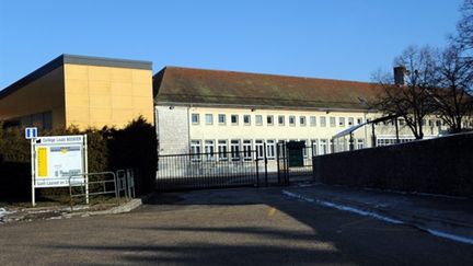 Collège Louis Bouvier à Saint-Laurent-en-Grandvaux où était scolarisé un garçon de 11 ans, qui s'est suicidé (AFP/JEAN-PIERRE CLATOT)