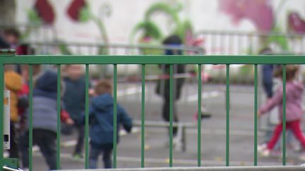 La cour de récréation de l'école primaire de Chassors (Charente) lundi 5 octobre 2020. (FRANCE TELEVISIONS)