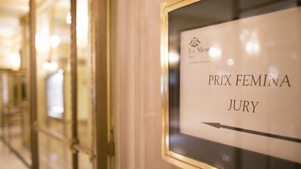 À l'hôtel Le Meurice, à Paris, quartier général du jury du Prix Femina
 (Xavier de Torres / MaxPPP)