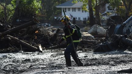 Des coulées de boue sèment mort et destruction en Californie