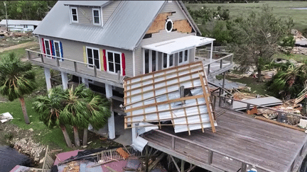 États-Unis : l'ouragan Hélène sème le chaos dans le sud-est du pays (Franceinfo)