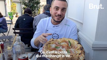 Il quitte Naples en 2008 pour parcourir le monde avec sa cuisine. Giuseppe Cutraro arrive à Paris et y ouvre son restaurant, après avoir décroché son titre de champion du monde des pizzaioli. Pour Brut., il raconte son premier jour en France.