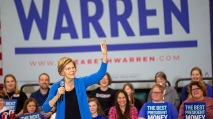 Elizabeth Warren, candidate démocrate à l’investiture démocrate pour la présidentielle américaine, durant un meeting dans l'Iowa, le 1er février 2020. (KEREM YUCEL / AFP)