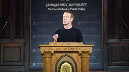 Mark Zuckerberg, patron de Facebook, lors de son discours sur la liberté d'expression devant des universitaires à Washington (USA), le 17 octobre 2019. (RICCARDO SAVI / GETTY IMAGES NORTH AMERICA)