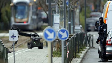 &nbsp; (Le suspect avait été interpellé vendredi à un arrêt de tram du quartier bruxellois de Schaerbeek. Illustration © REUTERS/Christian Hartmann)