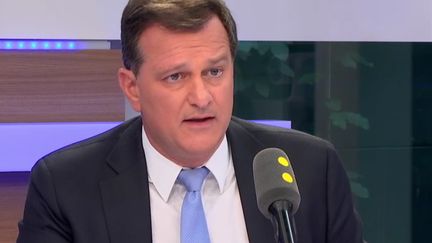 Louis Aliot était l'invité de franceinfo le lundi 1er mai 2017.&nbsp; (FRANCEINFO)