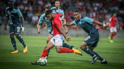 Umut Bozok (Nimes) face au Havre (? JEAN CLAUDE AZRIA / MAXPPP)