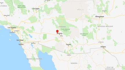 Un garçon de 11 ans a tué sa grand-mère avant de se suicider, le 3 novembre 2018, à Litchfield Park, dans la banlieue de Phoenix (Arizona, Etats-Unis). (GOOGLE MAPS)