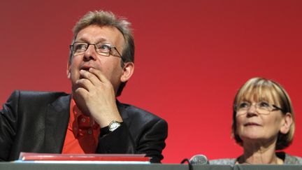 Le secr&eacute;taire national du PCF, Pierre Laurent,&nbsp;et Marie-George Buffet, le 18 juin 2010. (FRANCOIS GUILLOT / AFP)