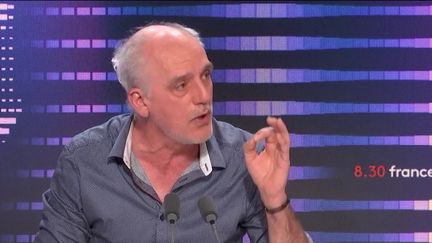 Philippe Poutou, le 19 mars 2022 sur franceinfo. (FRANCEINFO / RADIOFRANCE)