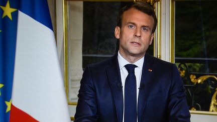 Politique : Emmanuel Macron révise sa copie avant sa conférence de presse