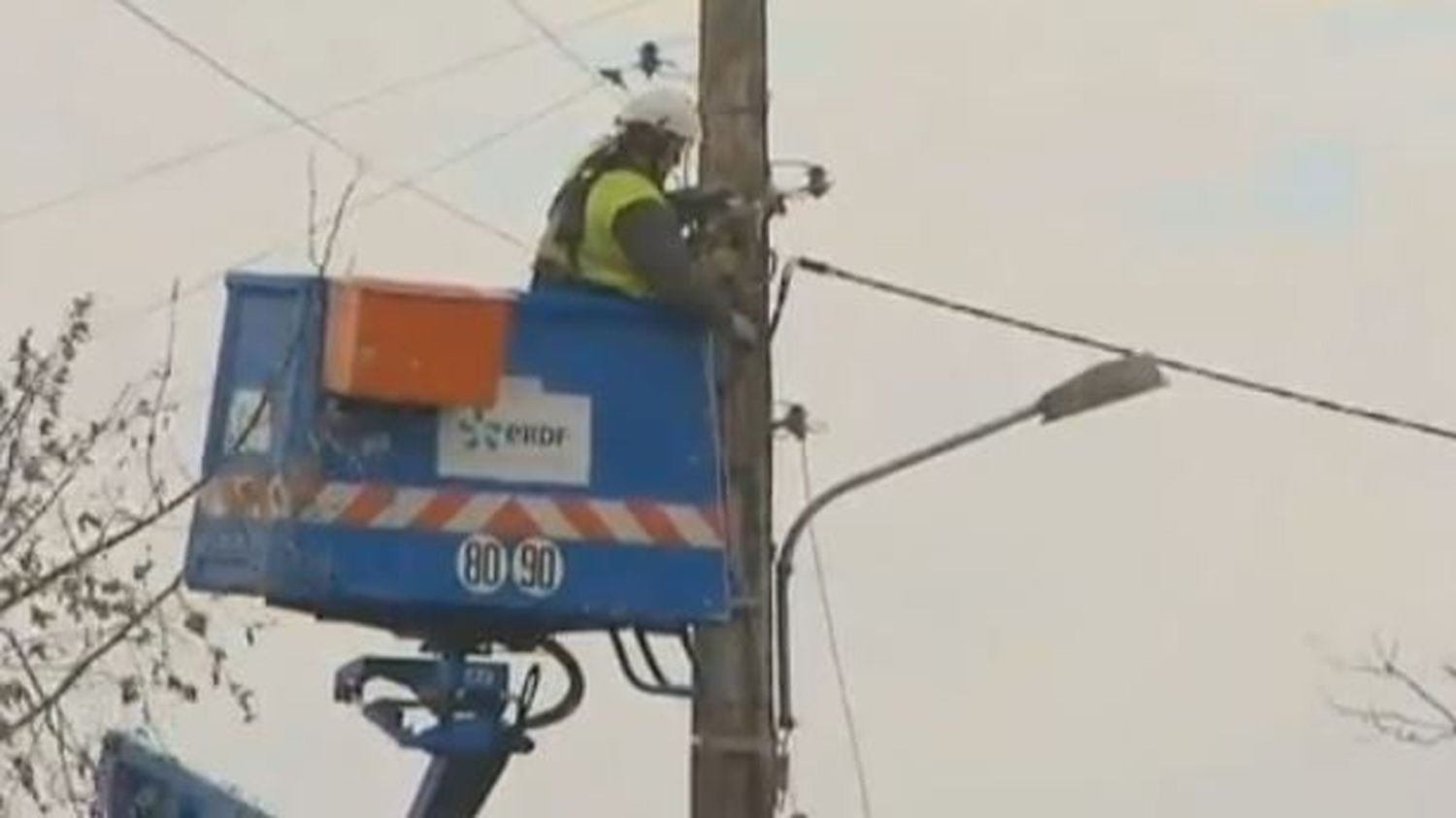 VIDEO. Des Milliers De Foyers Privés D'électricité Après Les Vents ...