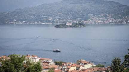 Le lac Majeur, en Italie, photographié le 15 juin 2022. (LUC NOBOUT / MAXPPP)