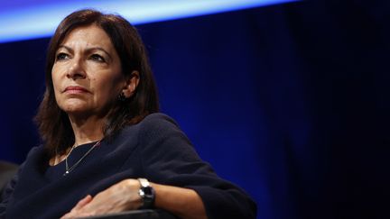 La maire de Paris, Anne Hidalgo, participe à la 11e convention nationale du Conseil représentatif des institutions juives de France (CRIF) à Paris, le 14 novembre 2021. (THOMAS SAMSON / AFP)