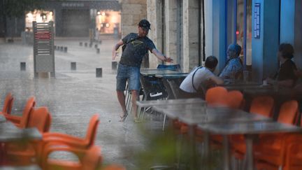 Des dégâts ont été constatés dans plusieurs villes françaises après les orages du 11 juillet 2023. (PHILIPPE TRIAS / MAXPPP)