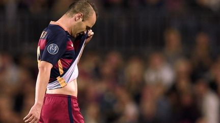 Andres Iniesta est sorti à l'heure de jeu (LLUIS GENE / AFP)