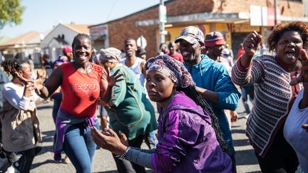 Scène de pillage à Johannesburg le 2 septembre 2019. (MICHELE SPATARI / AFP)