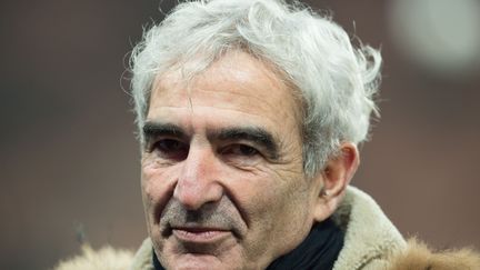 Raymond Domenech lors d'un match de Ligue 1 au Parc des princes, à Paris, le 13 décembre 2015. (NIVIERE / SIPA)