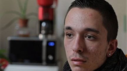 Homophobie : le témoignage d'un jeune rejeté par ses proches