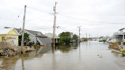 Les rues inond&eacute;es de Belmar, dans le New Jersey (Etats-Unis), le 30 octobre 2012. (MICHAEL IOCCISANO / GETTY IMAGES NORTH AMERICA / AFP)