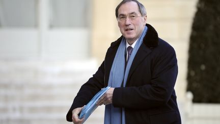 Le ministre de l'Int&eacute;rieur Claude Gu&eacute;ant au palais de l'Elys&eacute;e &agrave; Paris le 10 f&eacute;vrier 2012. (LIONEL BONAVENTURE / AFP)