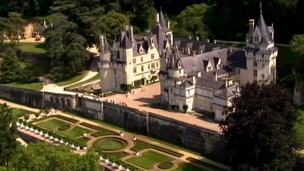 Visitez le Château de la Belle au Bois Dormant