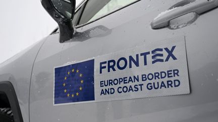 A vehicle of the European agency Frontex near the Vaalimaa border crossing, between Finland and Russia, December 7, 2023. (MARKKU ULANDER / LEHTIKUVA)