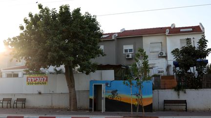 Un abri anti-bombe dans les rues de Sdérot, dans le sud d'Israël, le 5 novembre 2023. (NEIL HALL / EPA)